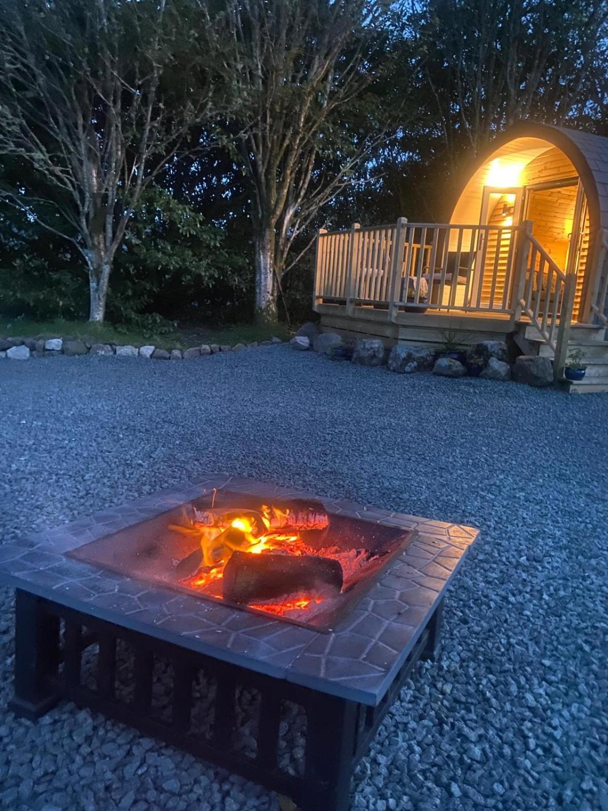 Campsie Luxury Pods With Hot Tub Hotel Glasgow Luaran gambar